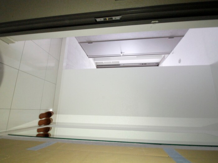 物件内観写真13　(玄関)