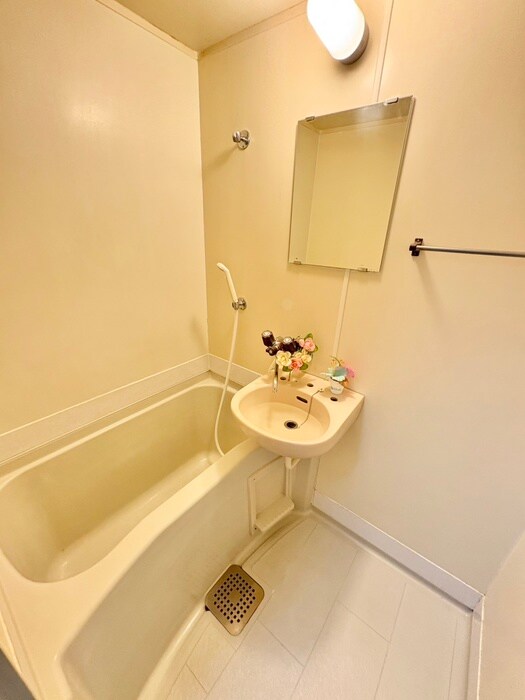 物件内観写真9　(バス／シャワールーム等)