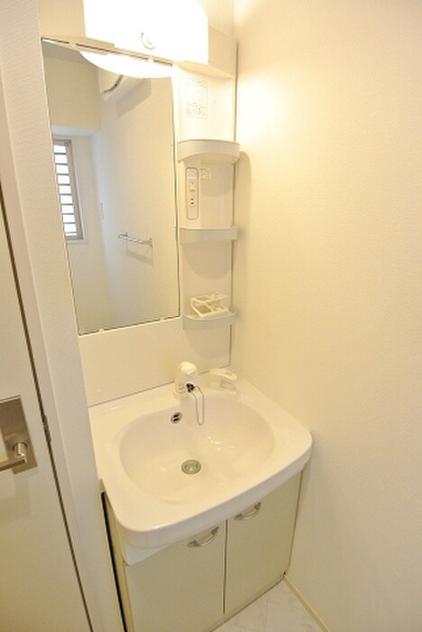 物件内観写真8　(洗面)