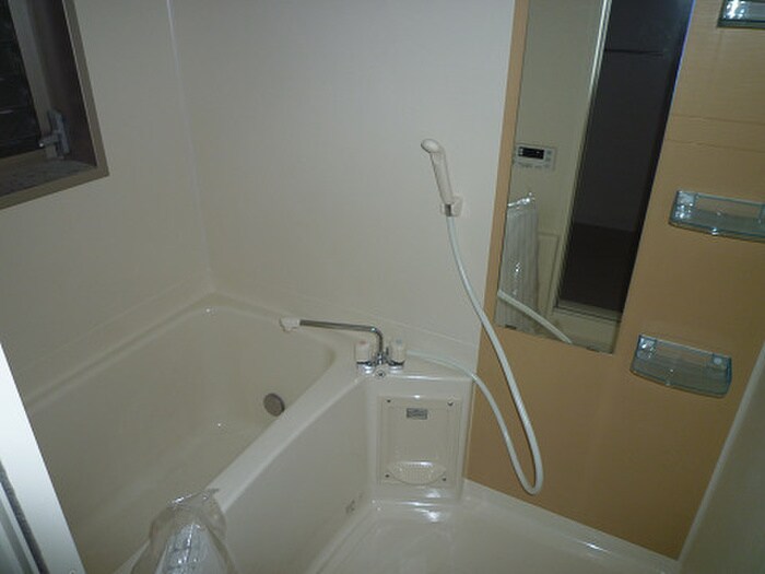 物件内観写真12　(バス／シャワールーム等)