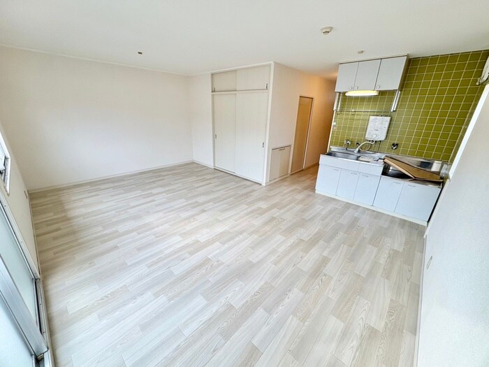 物件内観写真4　(居室)