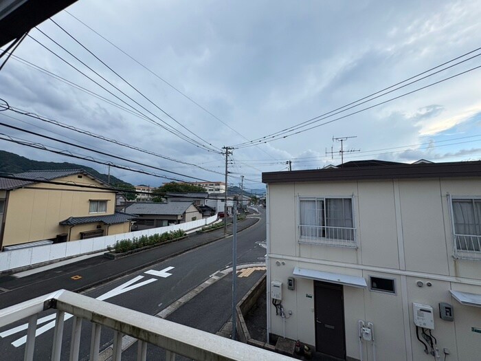 物件内観写真15　(室内からの展望)