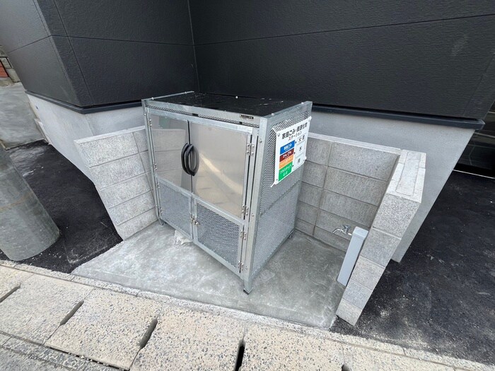 物件外観写真4　(建物設備)