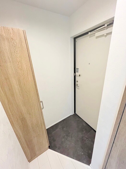 物件内観写真14　(玄関)