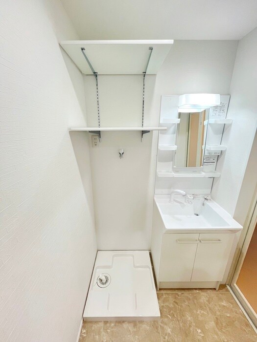 物件内観写真15　(洗濯機置場)