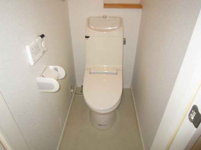 物件内観写真9　(トイレ)