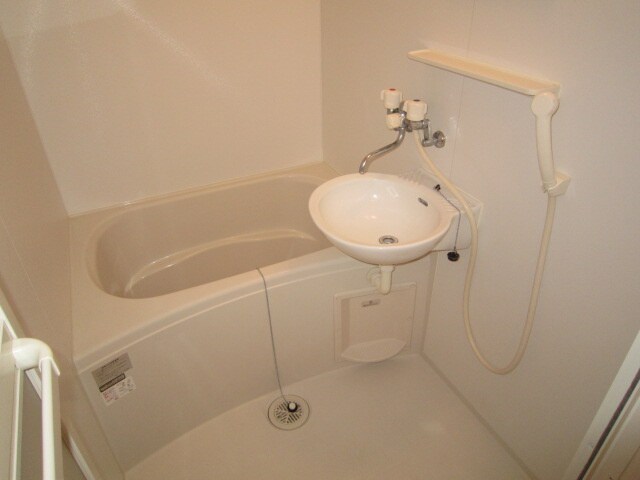 物件内観写真10　(バス／シャワールーム等)