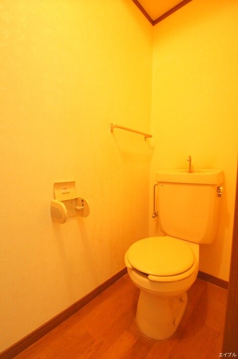 物件内観写真14　(トイレ)