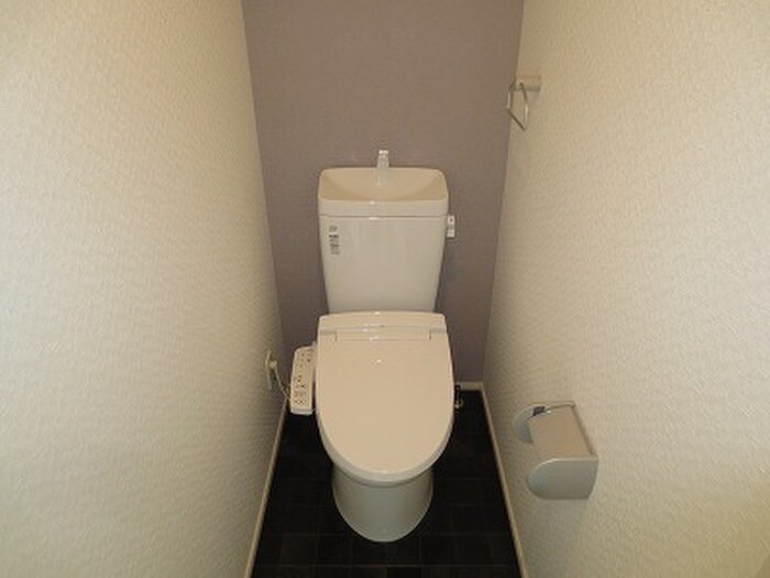 物件内観写真9　(トイレ)