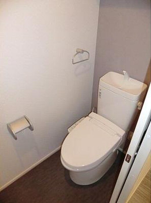 物件内観写真9　(トイレ)