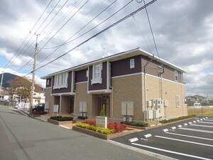 ジュエ　アン　ボワⅠ外観写真