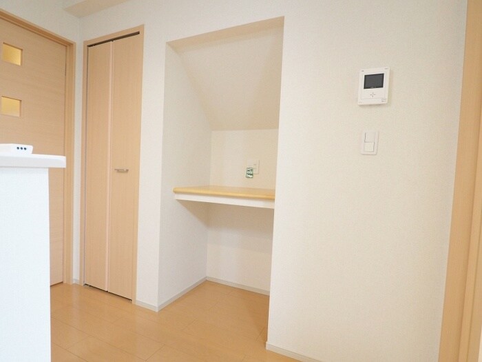 物件内観写真10　(内観写真)