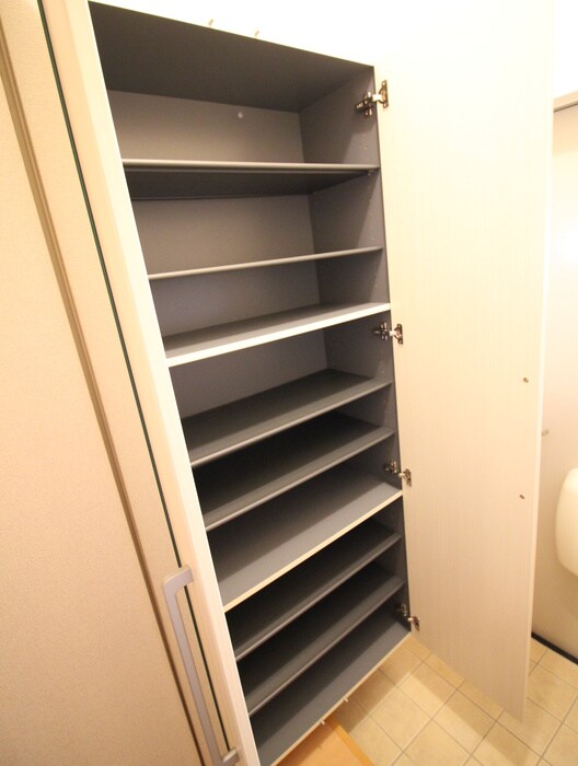 物件内観写真14　(靴箱)