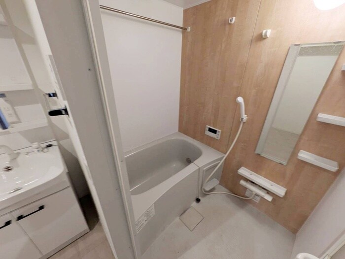 物件内観写真10　(バス／シャワールーム等)