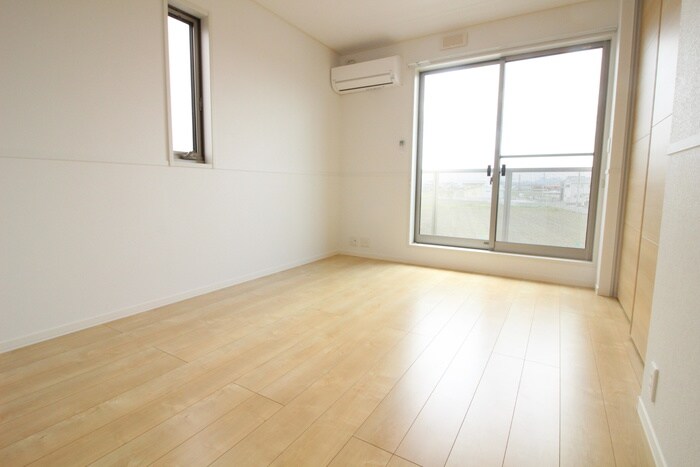 物件内観写真16　(内観写真)