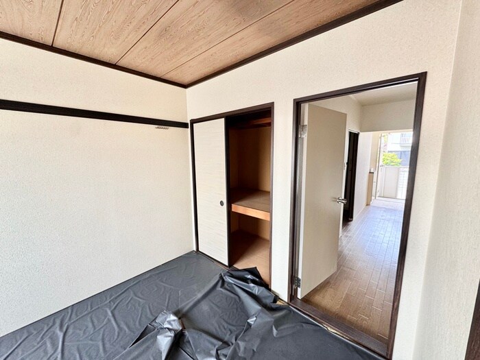 物件内観写真10　(収納)