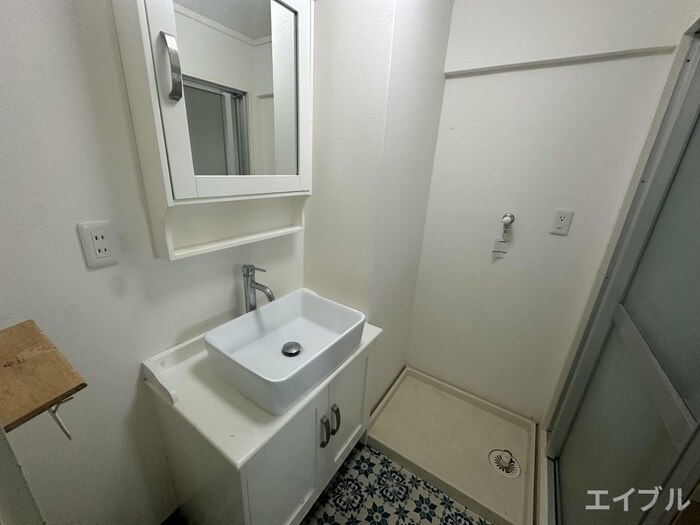 物件内観写真9　(洗面)