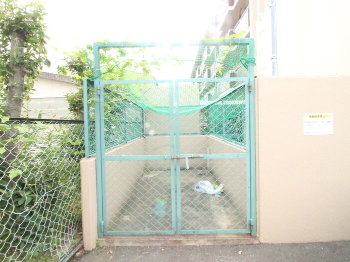 物件外観写真6　(周辺環境)