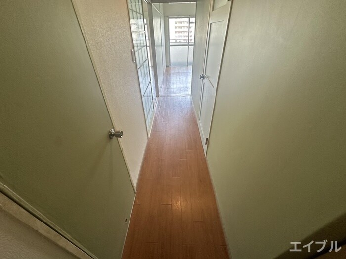 物件内観写真18　(廊下)