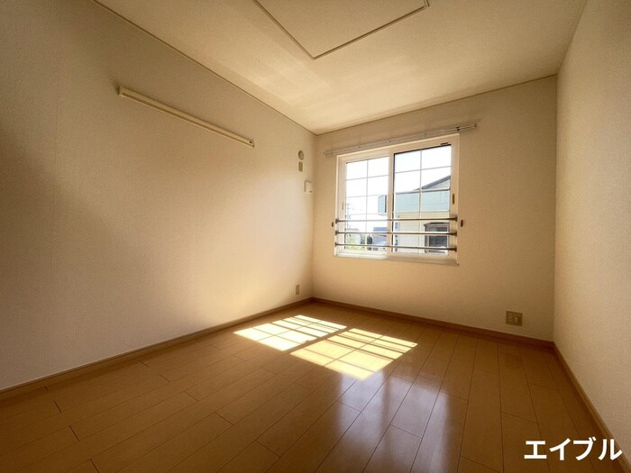 物件内観写真18　(居室)