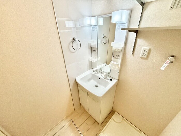 物件内観写真7　(洗面)