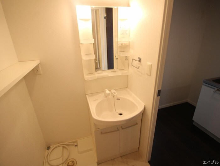 物件内観写真11　(洗面)