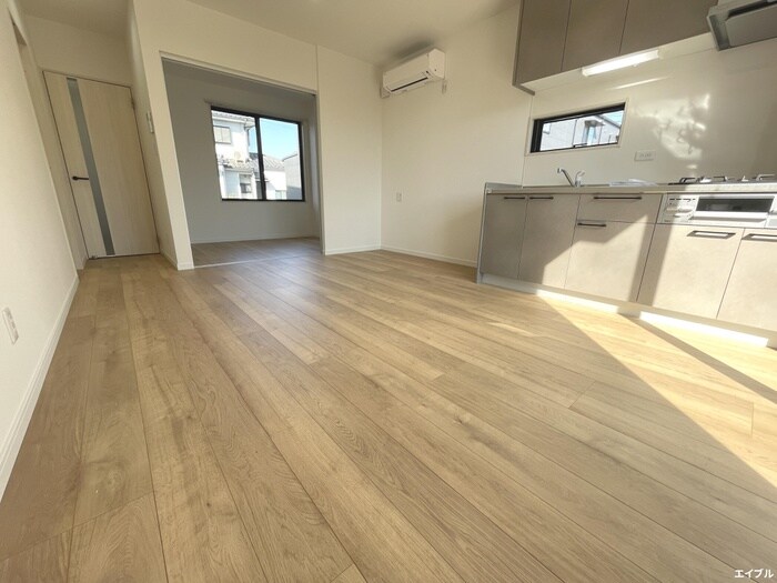 物件内観写真8　(居室)