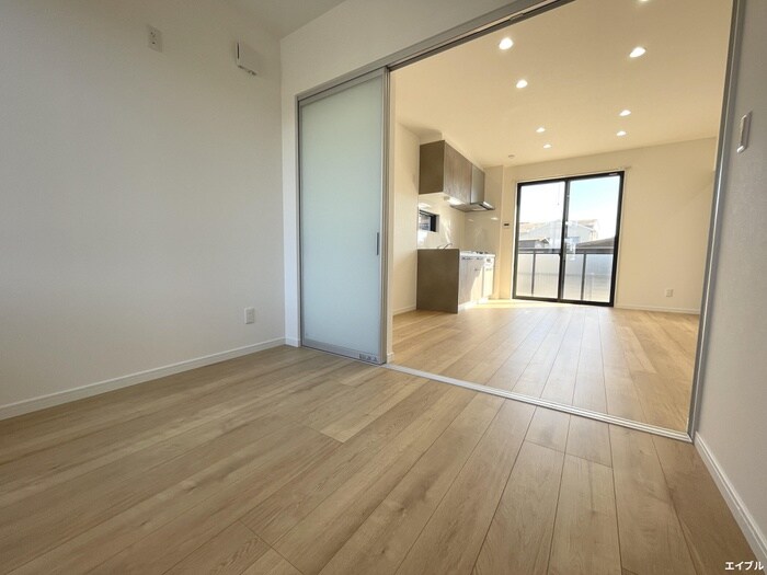 物件内観写真9　(居室)