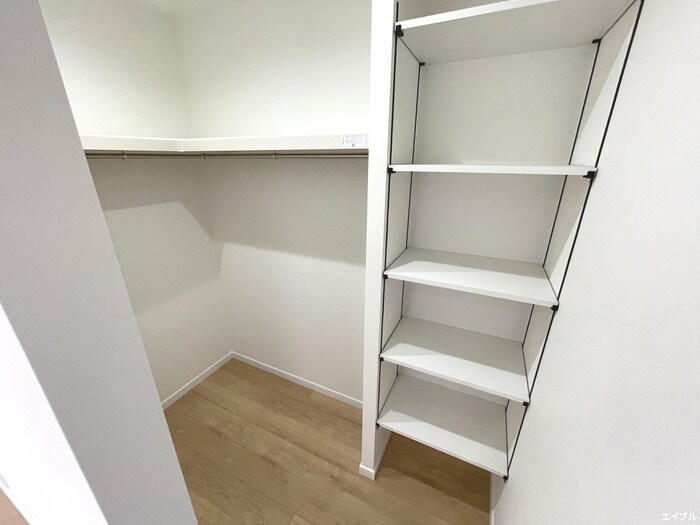 物件内観写真10　(収納)