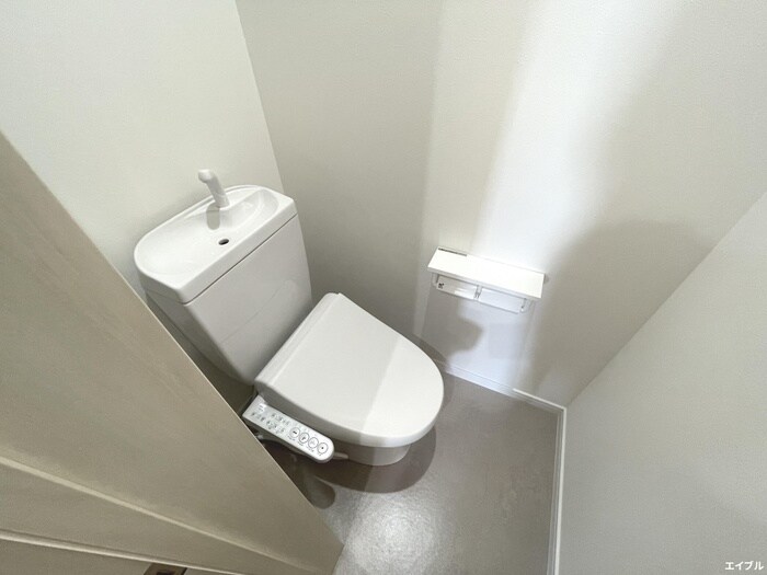 物件内観写真14　(トイレ)