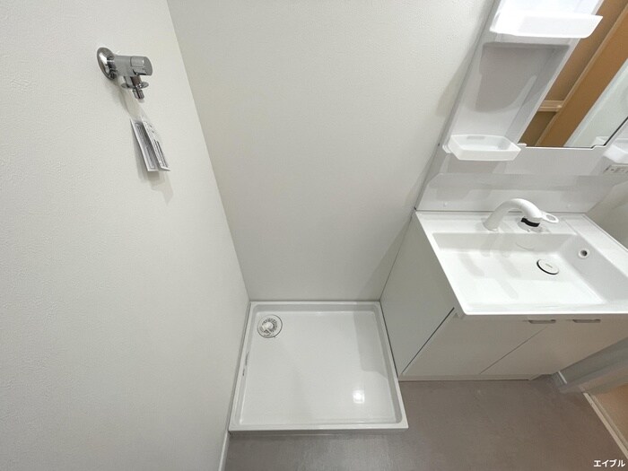 物件内観写真17　(洗濯機置場)