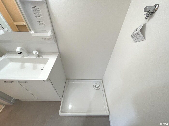 物件内観写真17　(洗濯機置場)