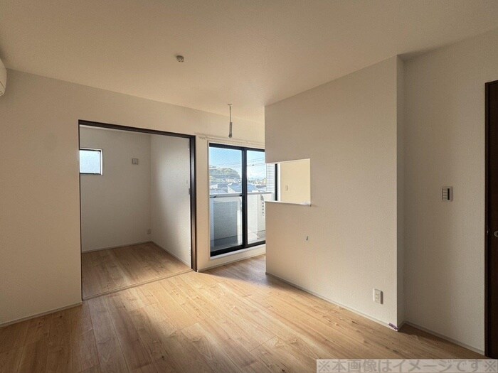 物件内観写真2　(居室)