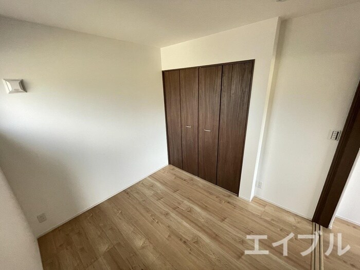 物件内観写真3　(居室)