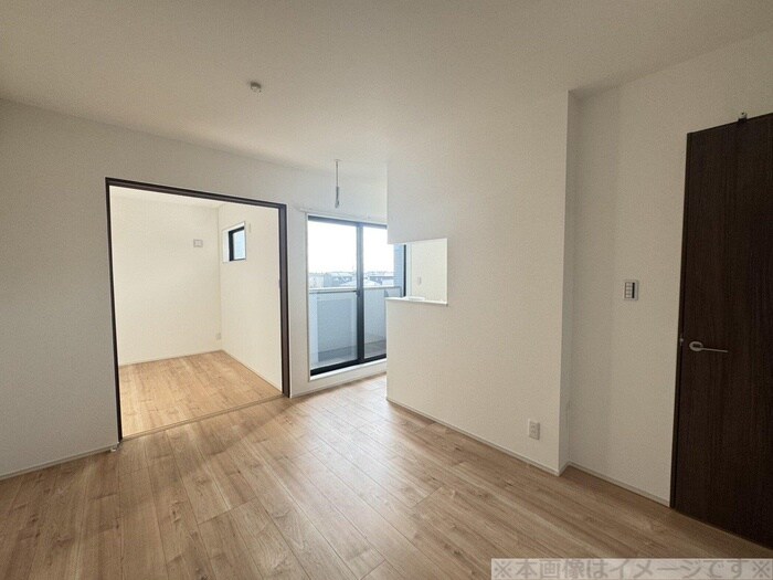 物件内観写真4　(居室)