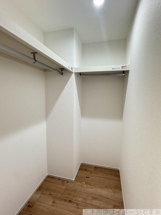 物件内観写真6　(収納)