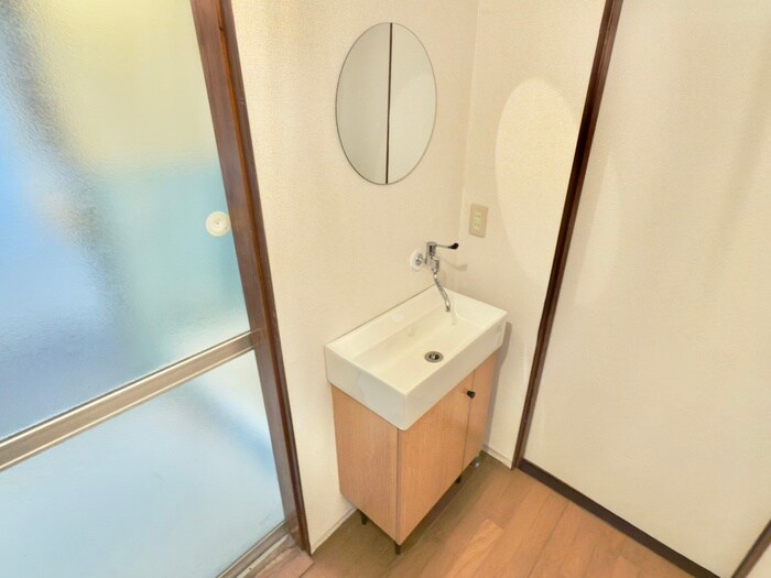 物件内観写真9　(洗面)