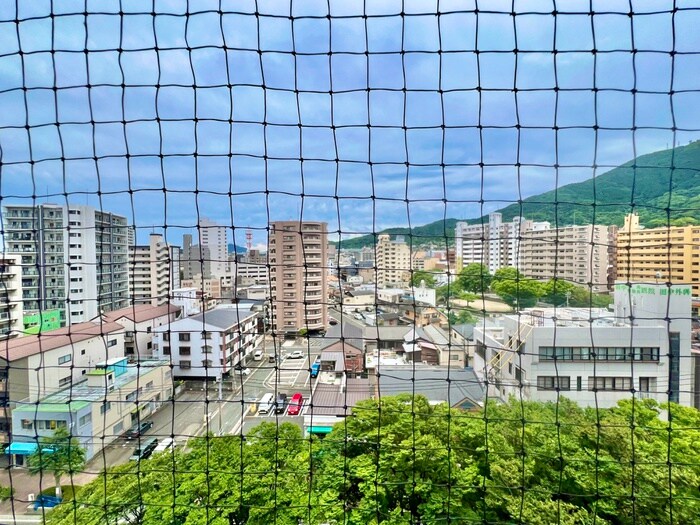 物件内観写真18　(室内からの展望)