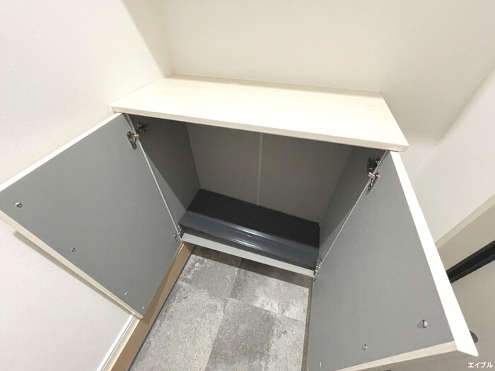 物件内観写真13　(靴箱)