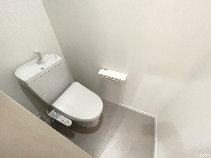 物件内観写真14　(トイレ)