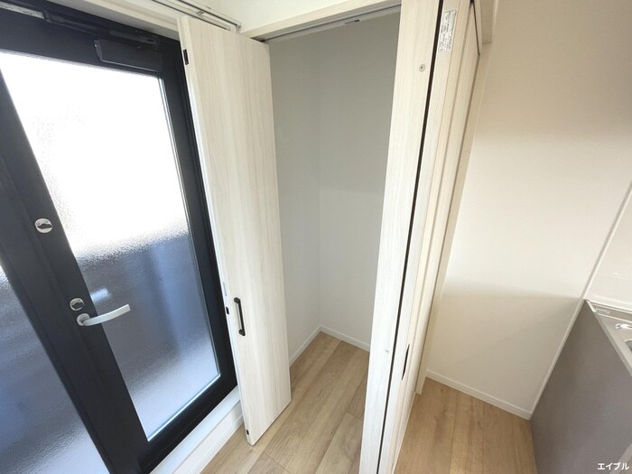 物件内観写真21　(収納)