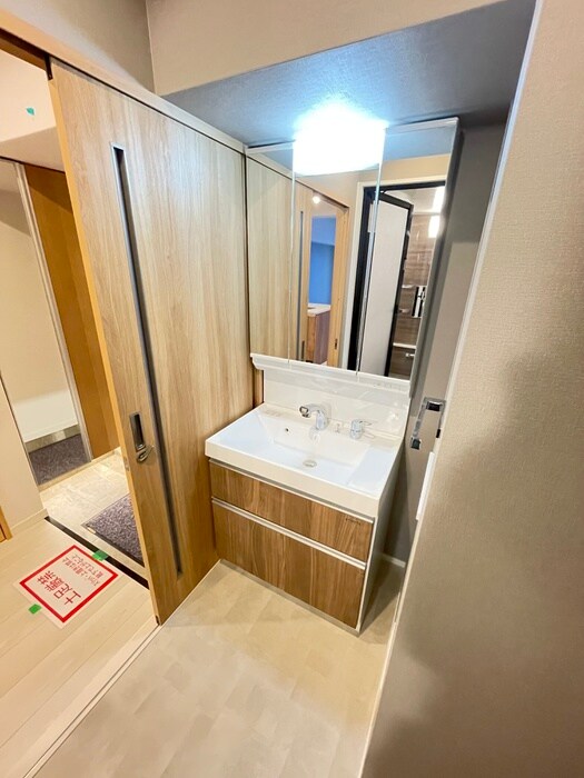 物件内観写真10　(洗面)