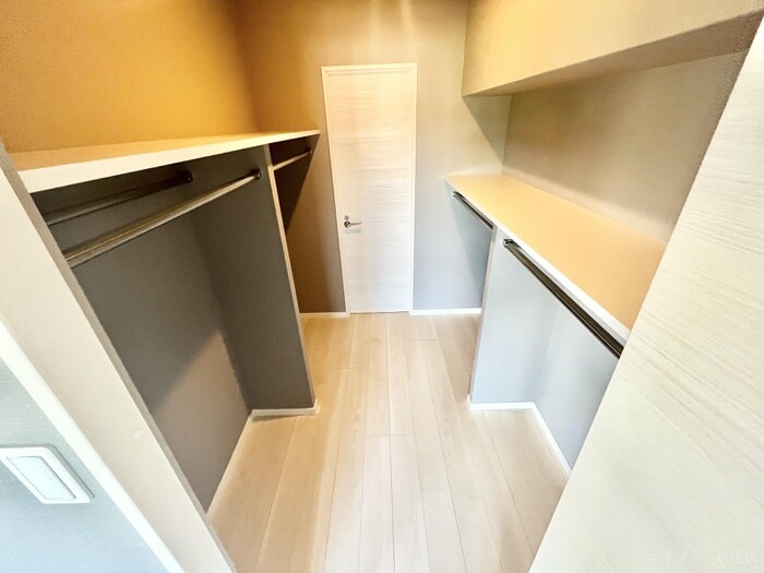 物件内観写真13　(収納)
