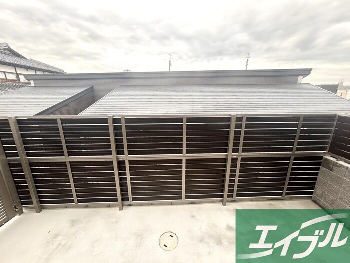 物件内観写真17　(室内からの展望)