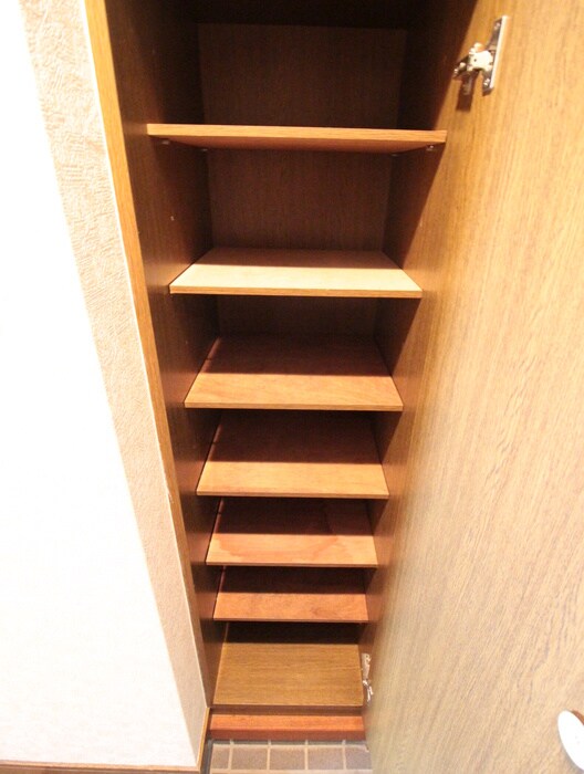 物件内観写真13　(靴箱)