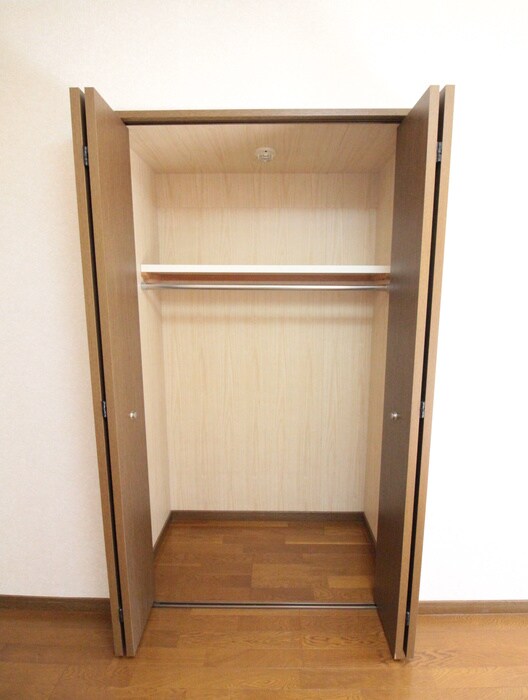 物件内観写真14　(収納)