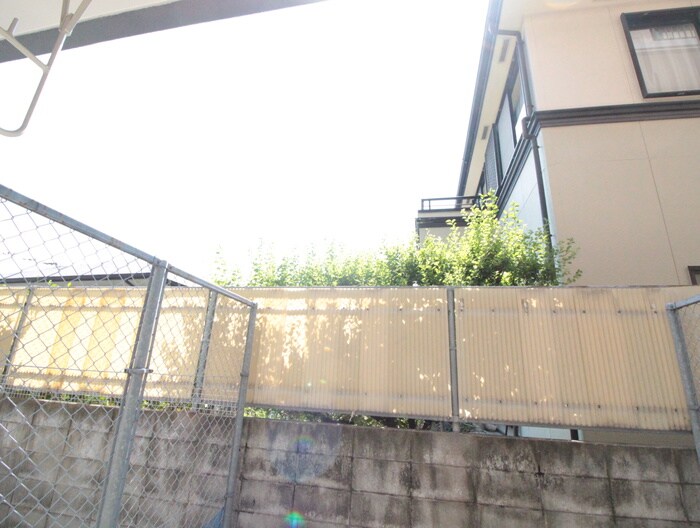 物件内観写真16　(室内からの展望)