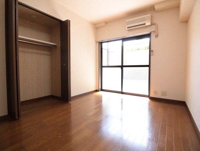 物件内観写真21　(居室)