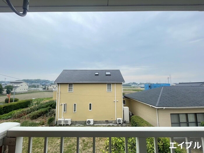 物件内観写真14　(室内からの展望)