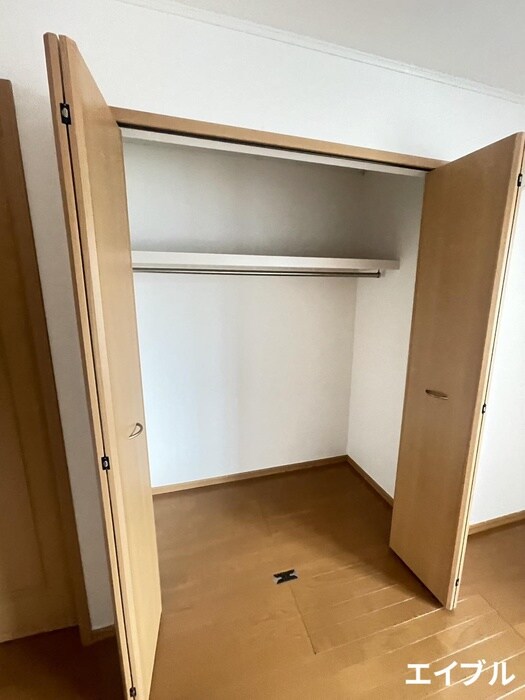 物件内観写真15　(収納)